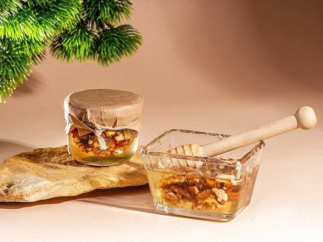 Сувенирный набор "Мед с грецким орехом" 120 гр